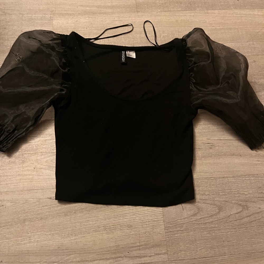 fashion cropped top